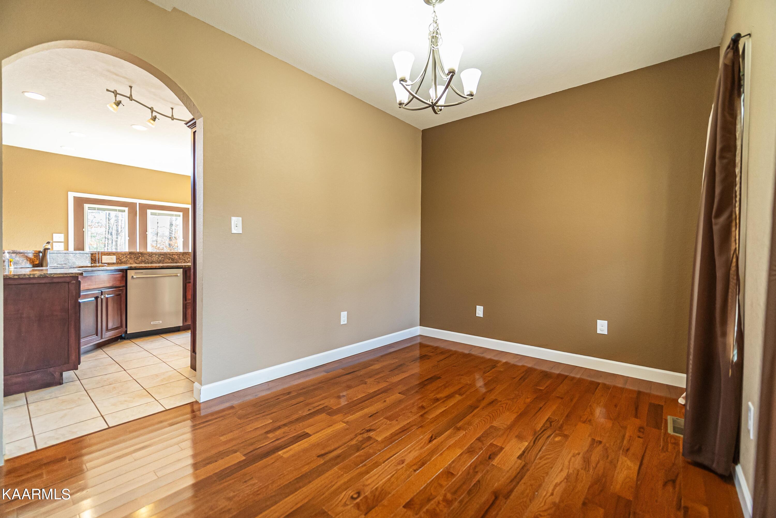 217 Emory View Road Lancing, TN 37770 - Photo 17 of 39 Interior-2