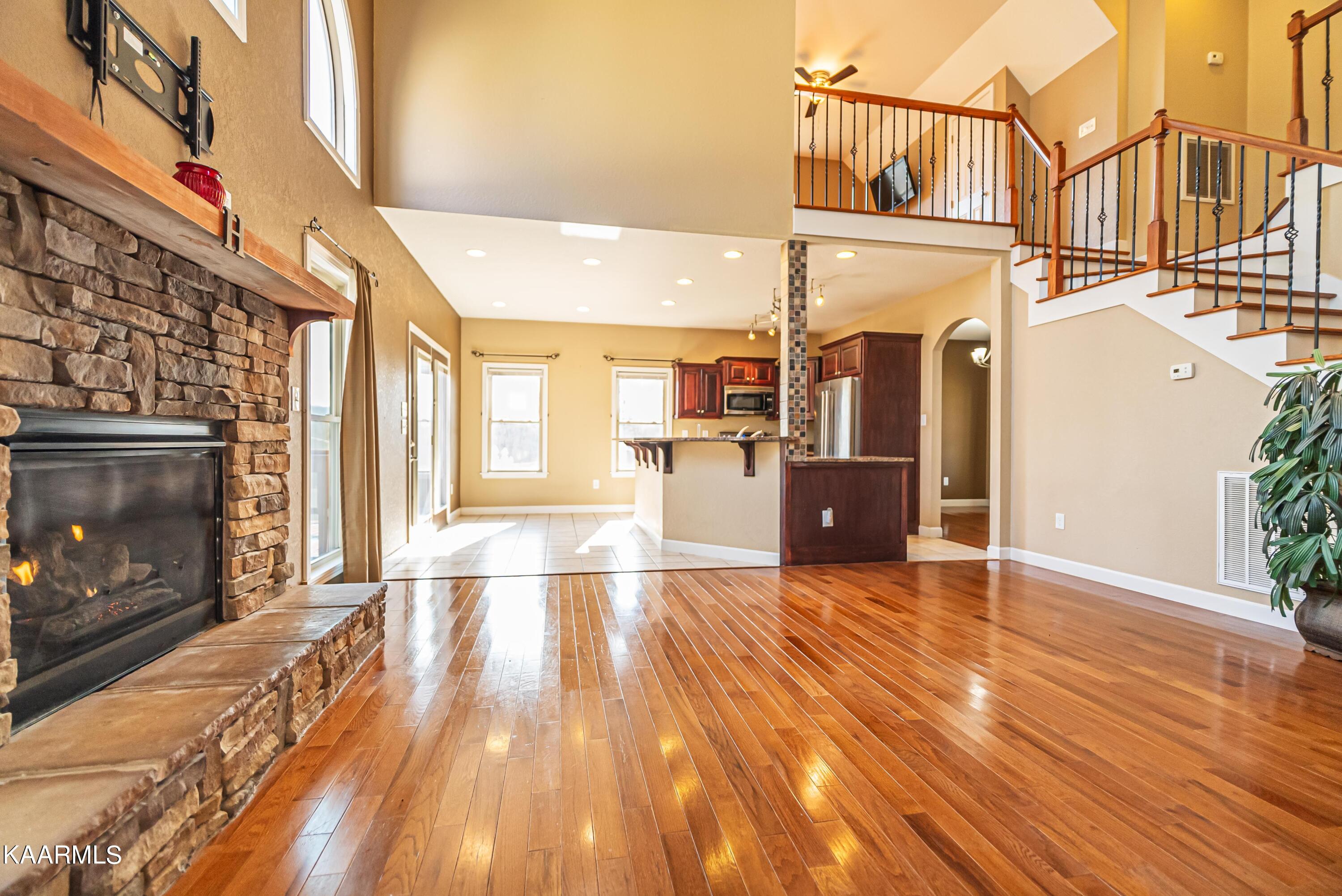217 Emory View Road Lancing, TN 37770 - Photo 10 of 39 Interior-7