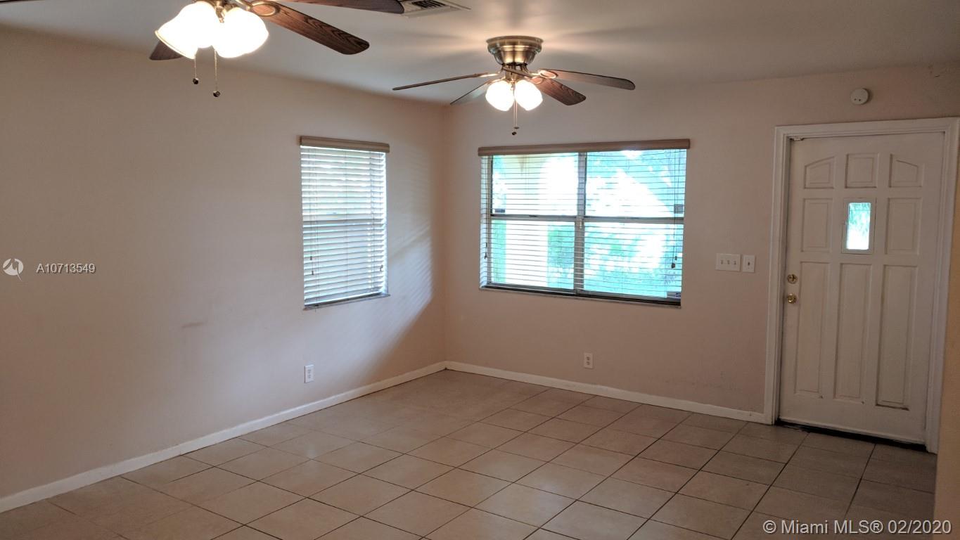 4919 Jefferson Road Delray Beach, FL 33445 - Photo 2 of 16