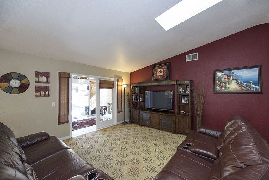 24422 Watt Road Ramona, CA 92065 - Photo 2 of 25 Gallery Image 2