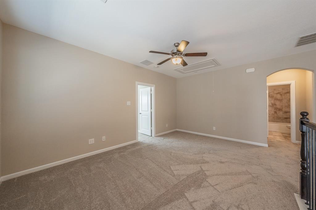 1102 Rendon Place Mansfield, TX 76063 - Photo 26 of 34 Gallery Image 26