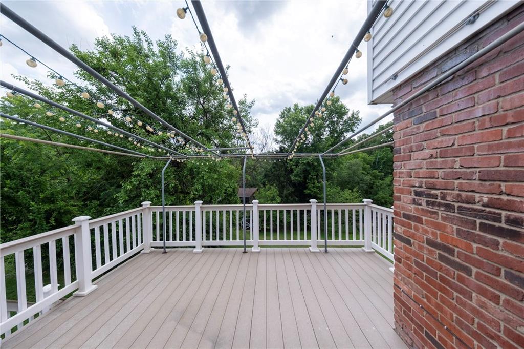 103 Berkeley Road Pittsburgh, PA 15237 - Photo 24 of 29 composite deck