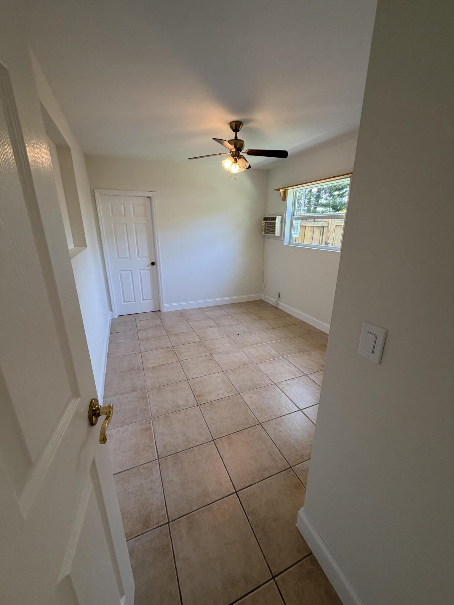 2250 Northeast 4th Court Boca Raton, FL 33431 - Photo 30 of 35 IMG_5412