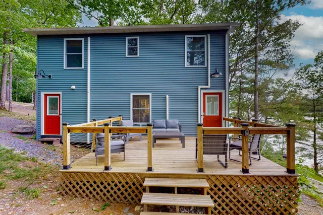 $829,900 | 95 Rockview Road, Castleton, VT 05735