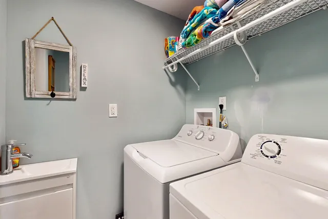 $829,900 | 95 Rockview Road, Castleton, VT 05735