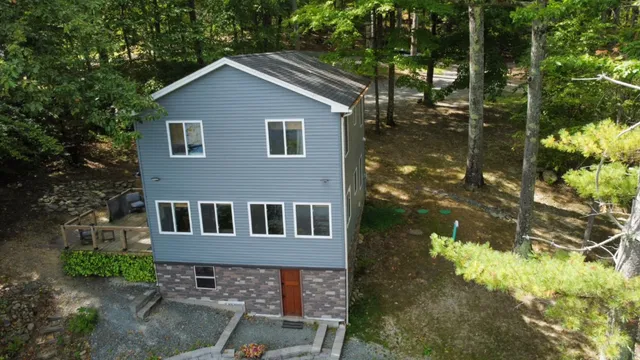 $829,900 | 95 Rockview Road, Castleton, VT 05735
