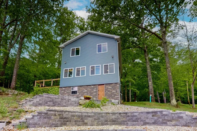 $829,900 | 95 Rockview Road, Castleton, VT 05735