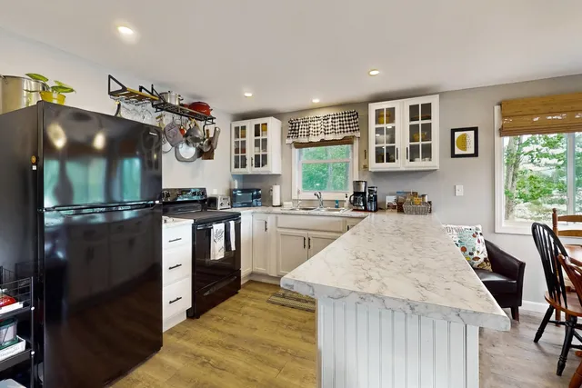 $829,900 | 95 Rockview Road, Castleton, VT 05735