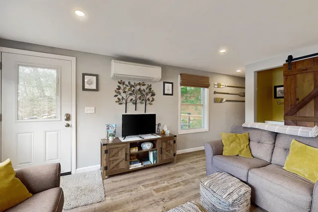 $829,900 | 95 Rockview Road, Castleton, VT 05735