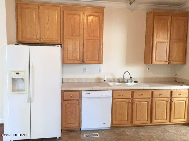 300 Okeechobee Road Wilmington, NC 28412 - Photo 8 of 20 Listing 8