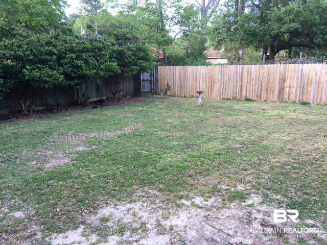 141 Ridgewood Drive Daphne, AL 36526 - Photo 18 of 19 Spacious Back yard