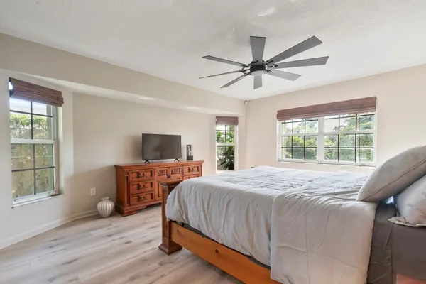 $4,000 | 691 Foresteria Avenue, Wellington, FL 33414