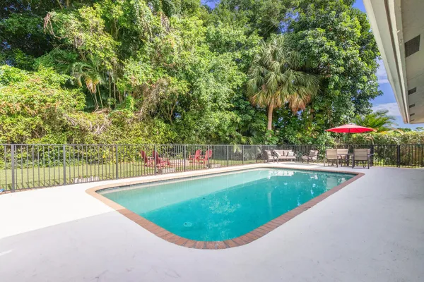 $4,000 | 691 Foresteria Avenue, Wellington, FL 33414