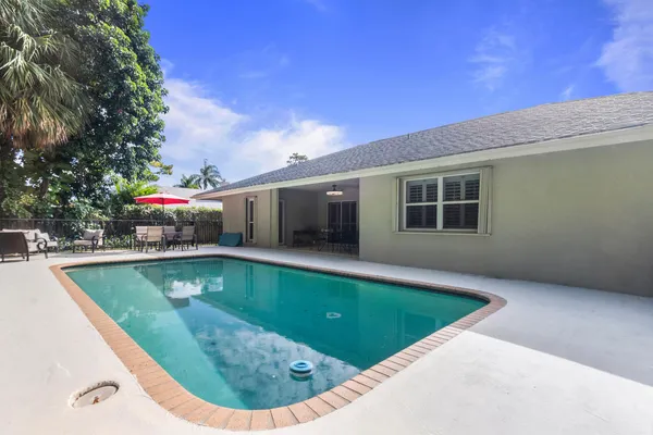 $4,000 | 691 Foresteria Avenue, Wellington, FL 33414