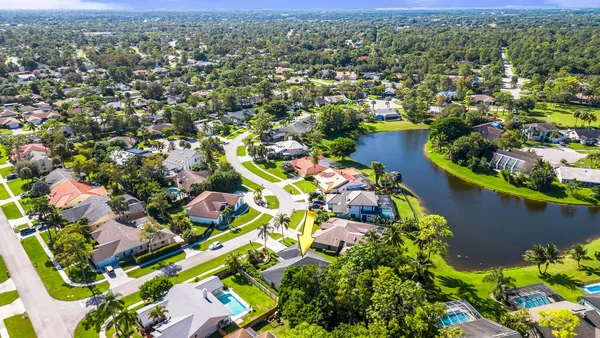 $4,000 | 691 Foresteria Avenue, Wellington, FL 33414