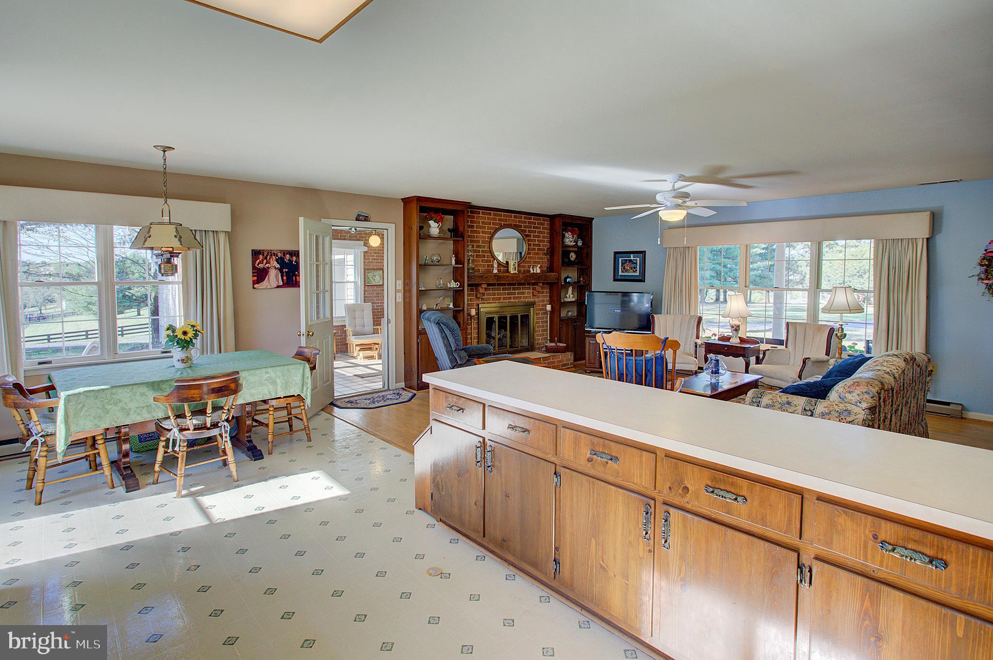 16962 Hamilton Station Road Paeonian Springs, VA 20129 - Photo 11 of 50 Kitchen to Family Room view