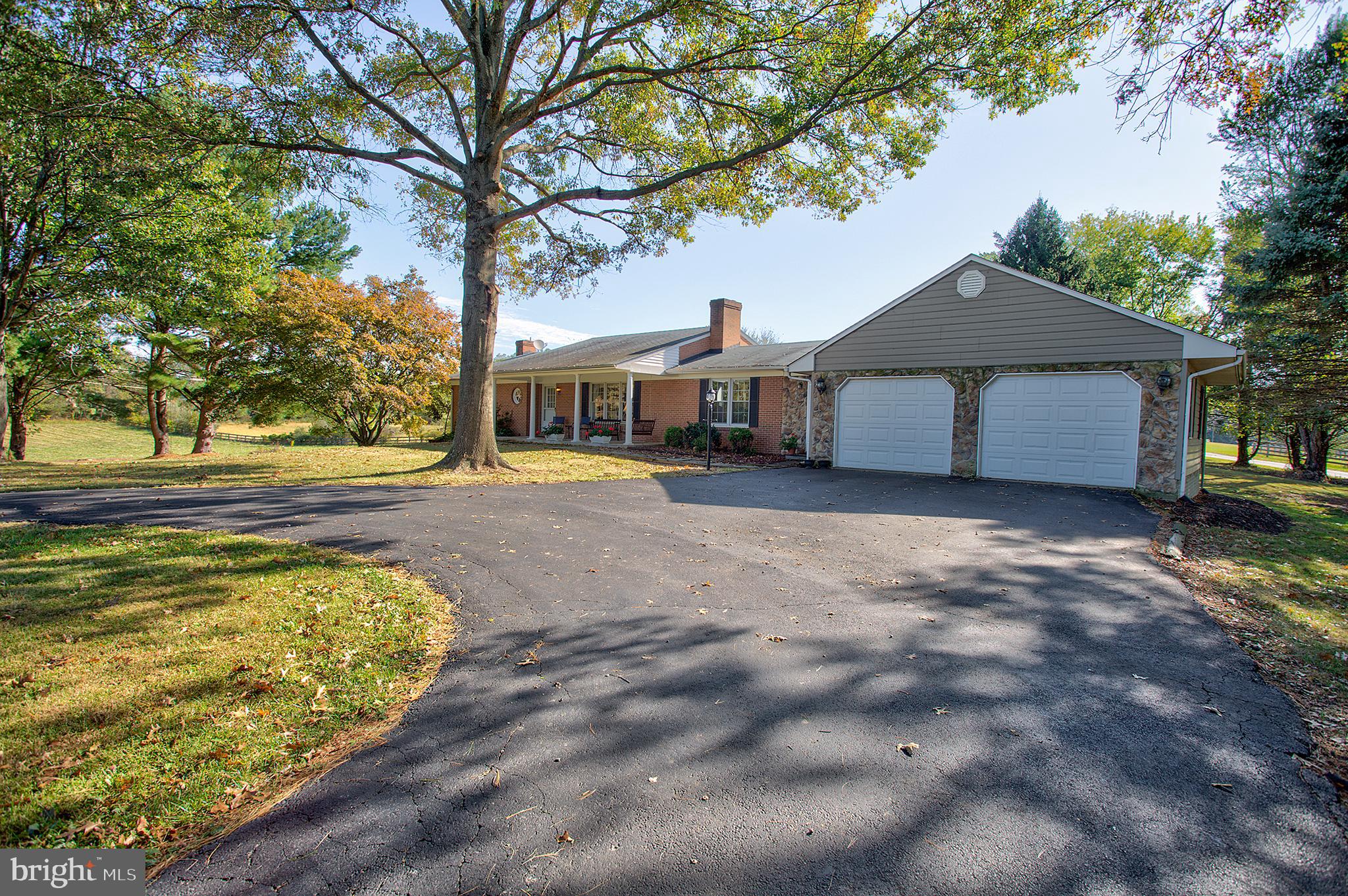 16962 Hamilton Station Road Paeonian Springs, VA 20129 - Photo 37 of 50 oversized 2 car garage