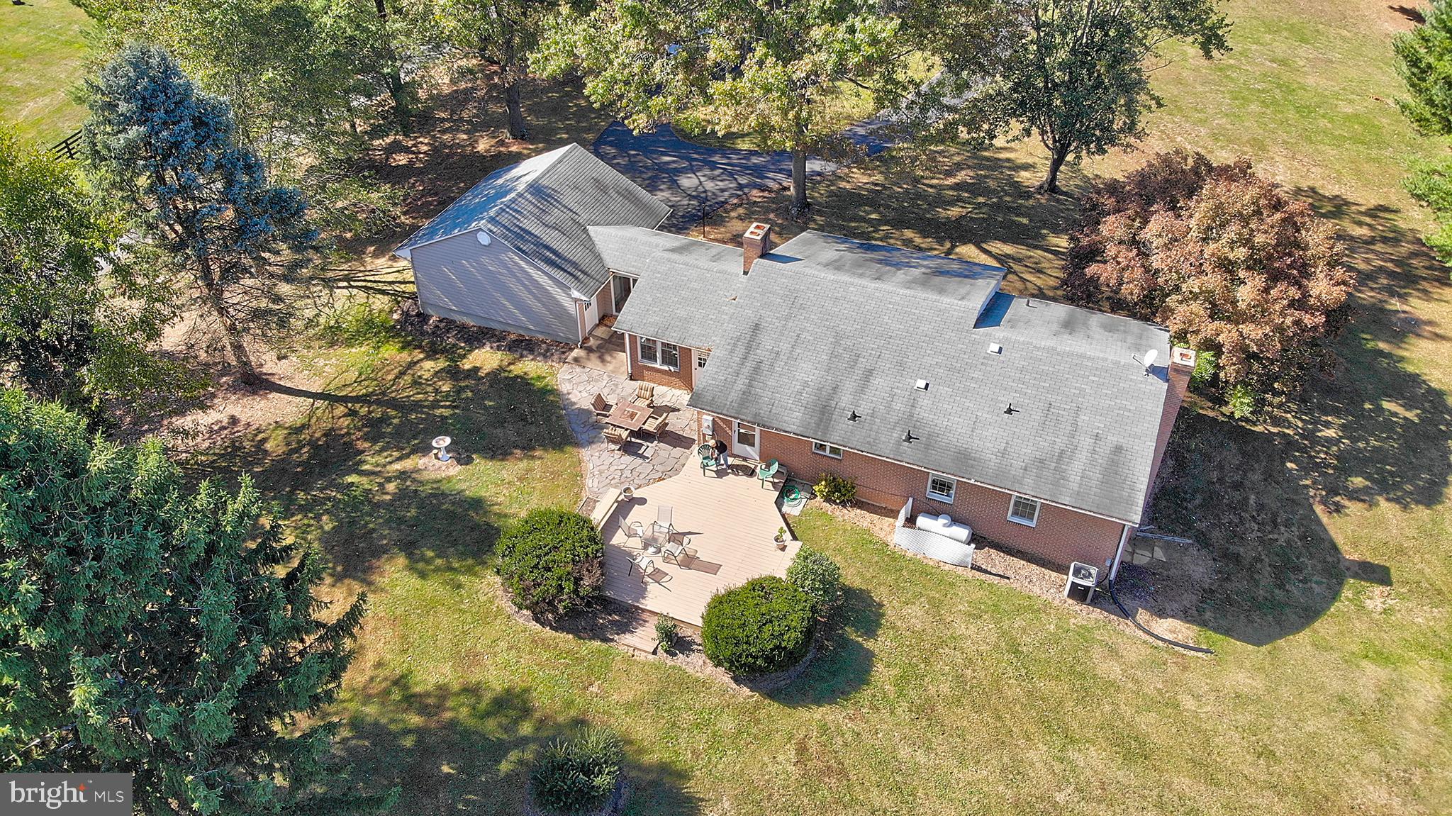 16962 Hamilton Station Road Paeonian Springs, VA 20129 - Photo 43 of 50 Aerial of Rear