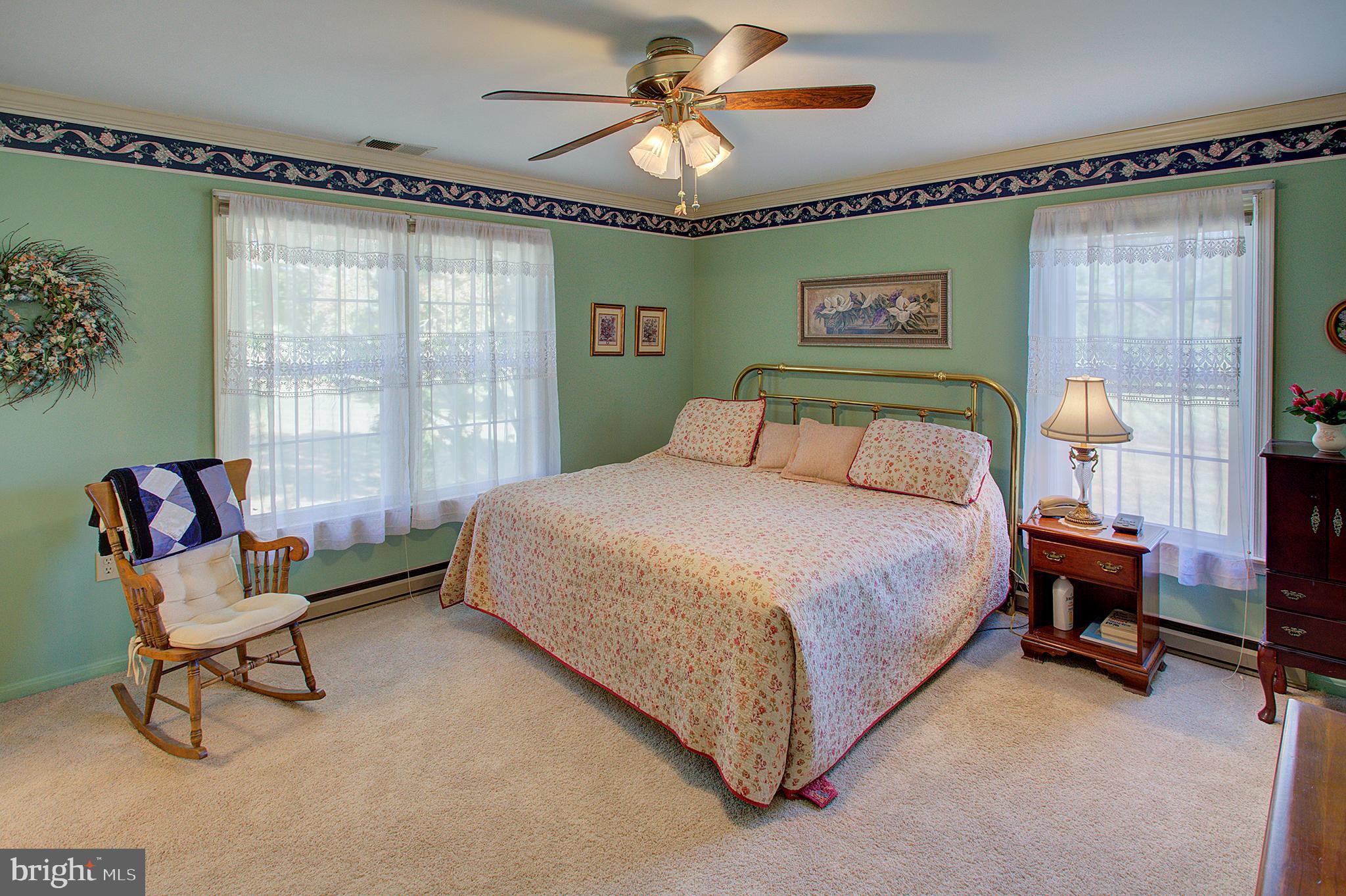 16962 Hamilton Station Road Paeonian Springs, VA 20129 - Photo 6 of 50 Master bedroom