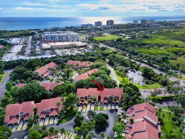 $435,000 | 204 Sea Oats Drive, Unit C, Juno Beach, FL 33408