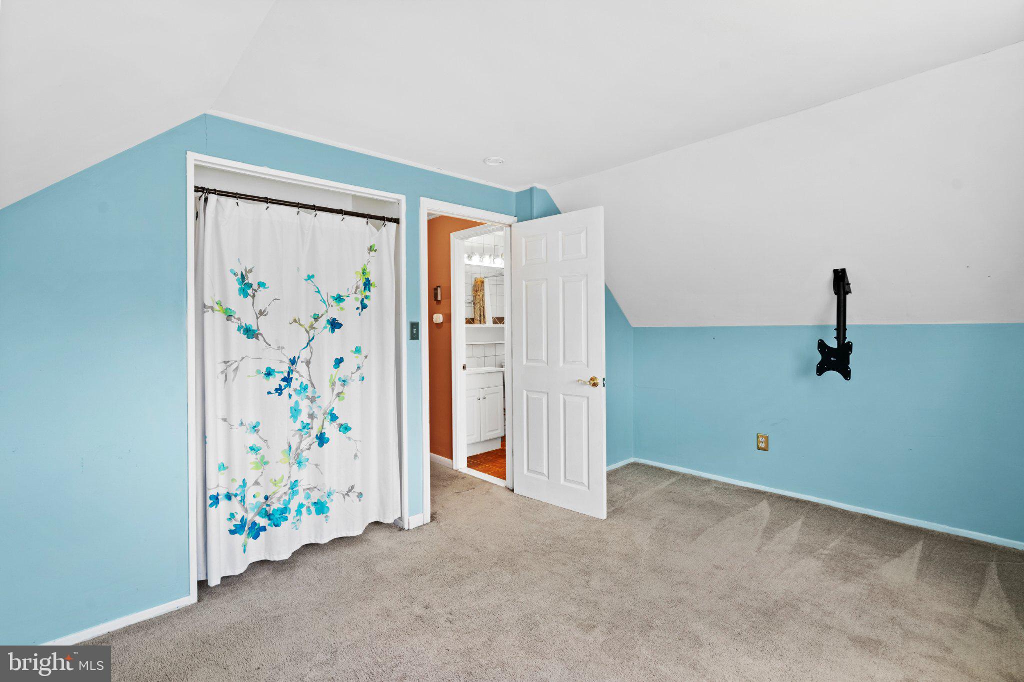 60 Upland Road Levittown, PA 19056 - Photo 26 of 34 Gallery Image 26