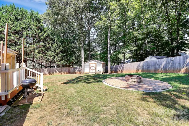 $2,100 | 105 Antelope Drive, Mount Holly, NC 28120