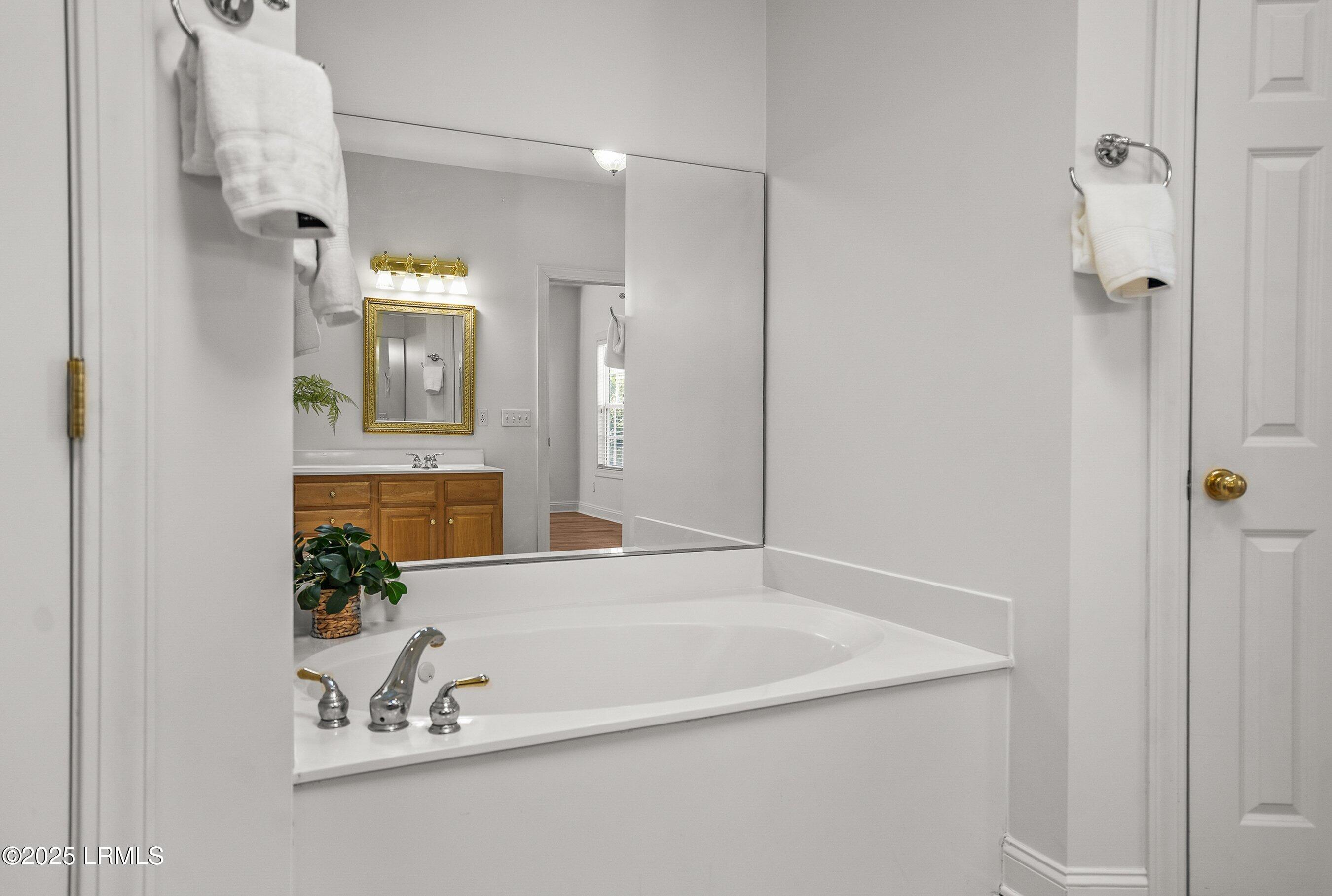 1046 Otter Circle Beaufort, SC 29902 - Photo 24 of 51 DSC06248-150.jpg-SMALL