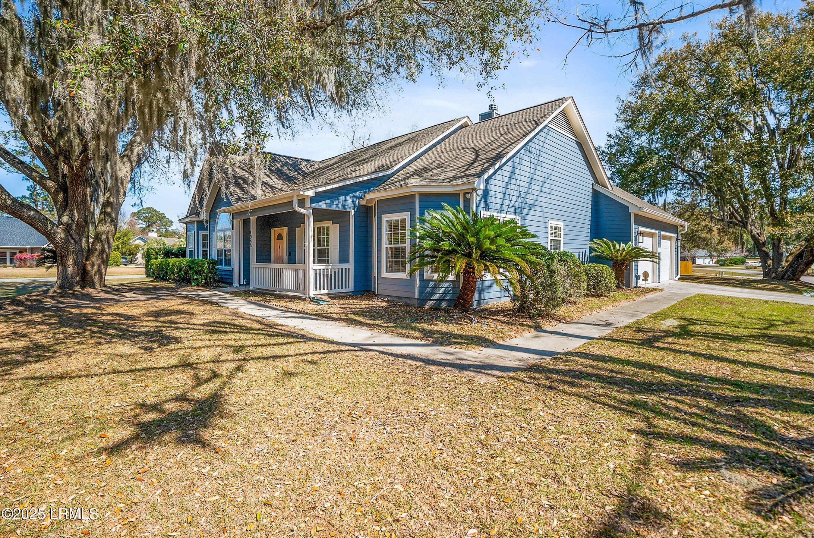 1046 Otter Circle Beaufort, SC 29902 - Photo 3 of 51 DSC06131-33.jpg-SMALL