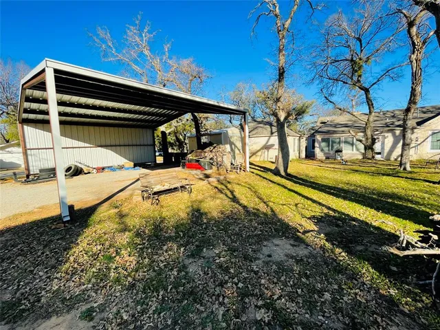$269,900 | 401 South Hillcrest Avenue, Eastland, TX 76448