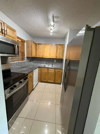 $1,975 | Hialeah, Hialeah, FL 33014