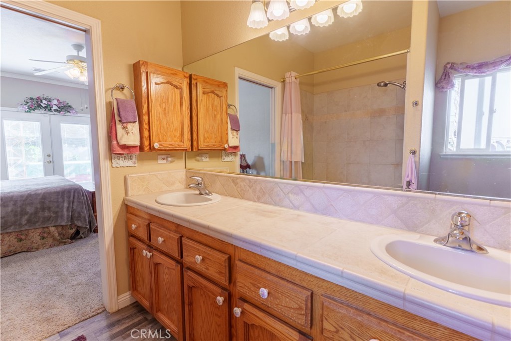26261 Haley Way Madera, CA 93638 - Photo 13 of 49