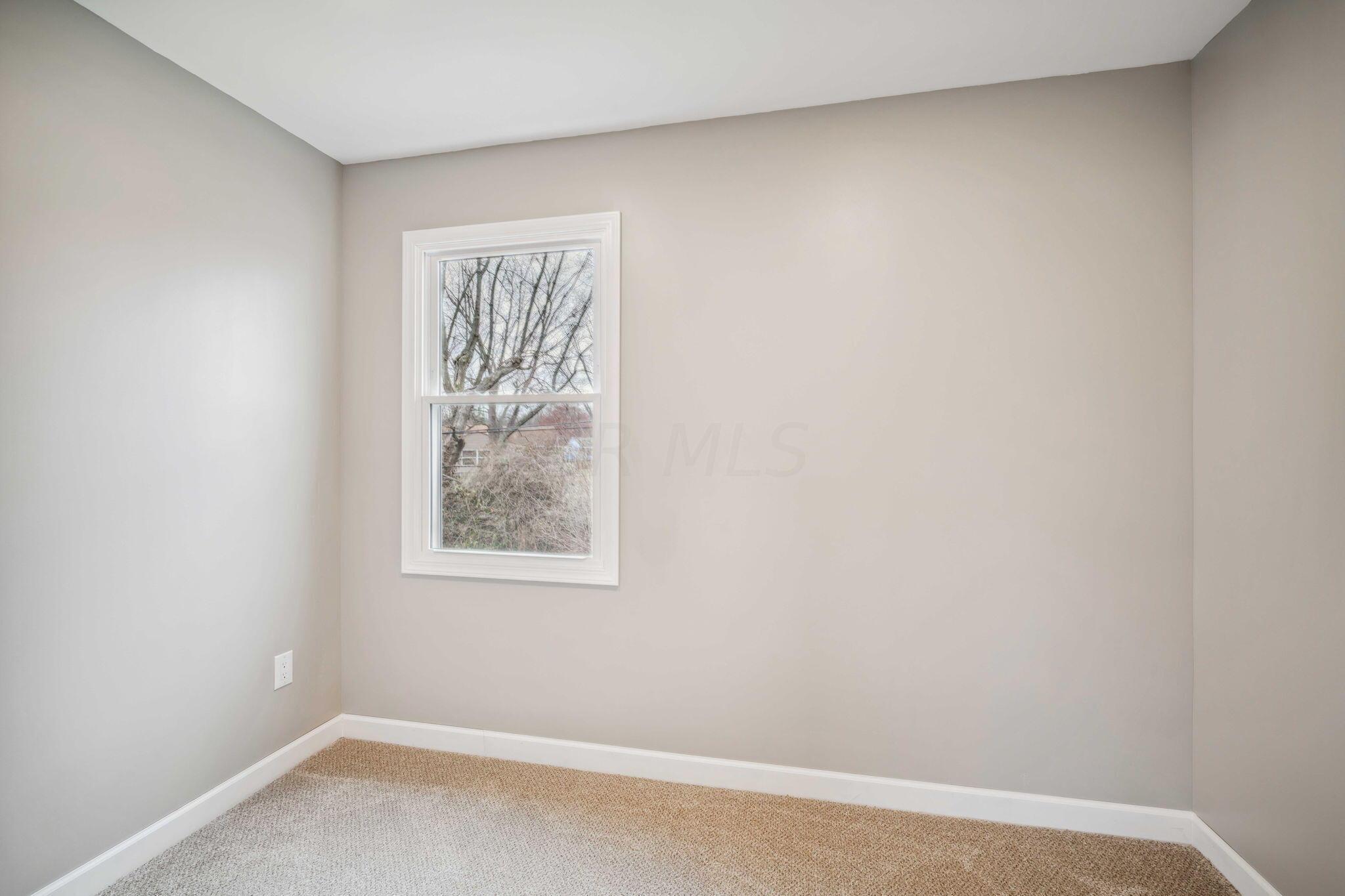 2887 Alwine Road Columbus, OH 43224 - Photo 19 of 42 37-web-or-mls-2887-alwine-rd
