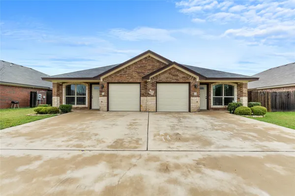 $385,000 | 4310 Hunters Pl Drive, Killeen, TX 76549