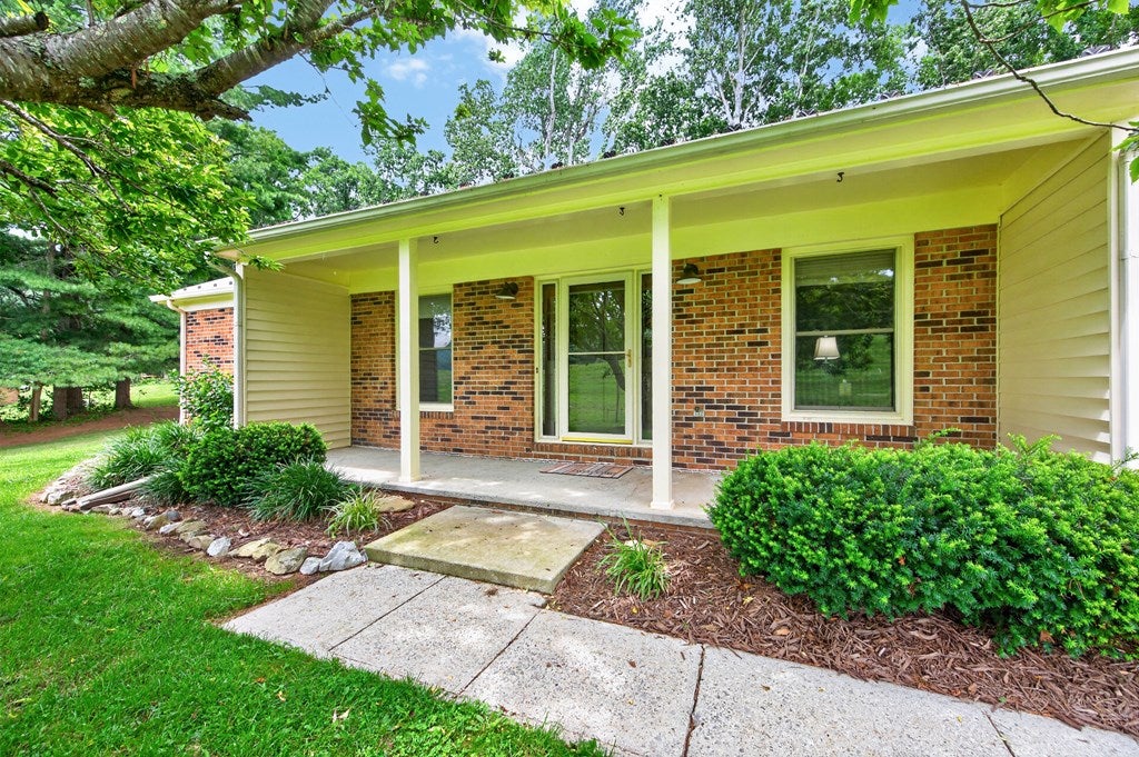 1299 Kinder Valley Road Rural Retreat, VA 24368 - Photo 11 of 82 Gallery Image 11