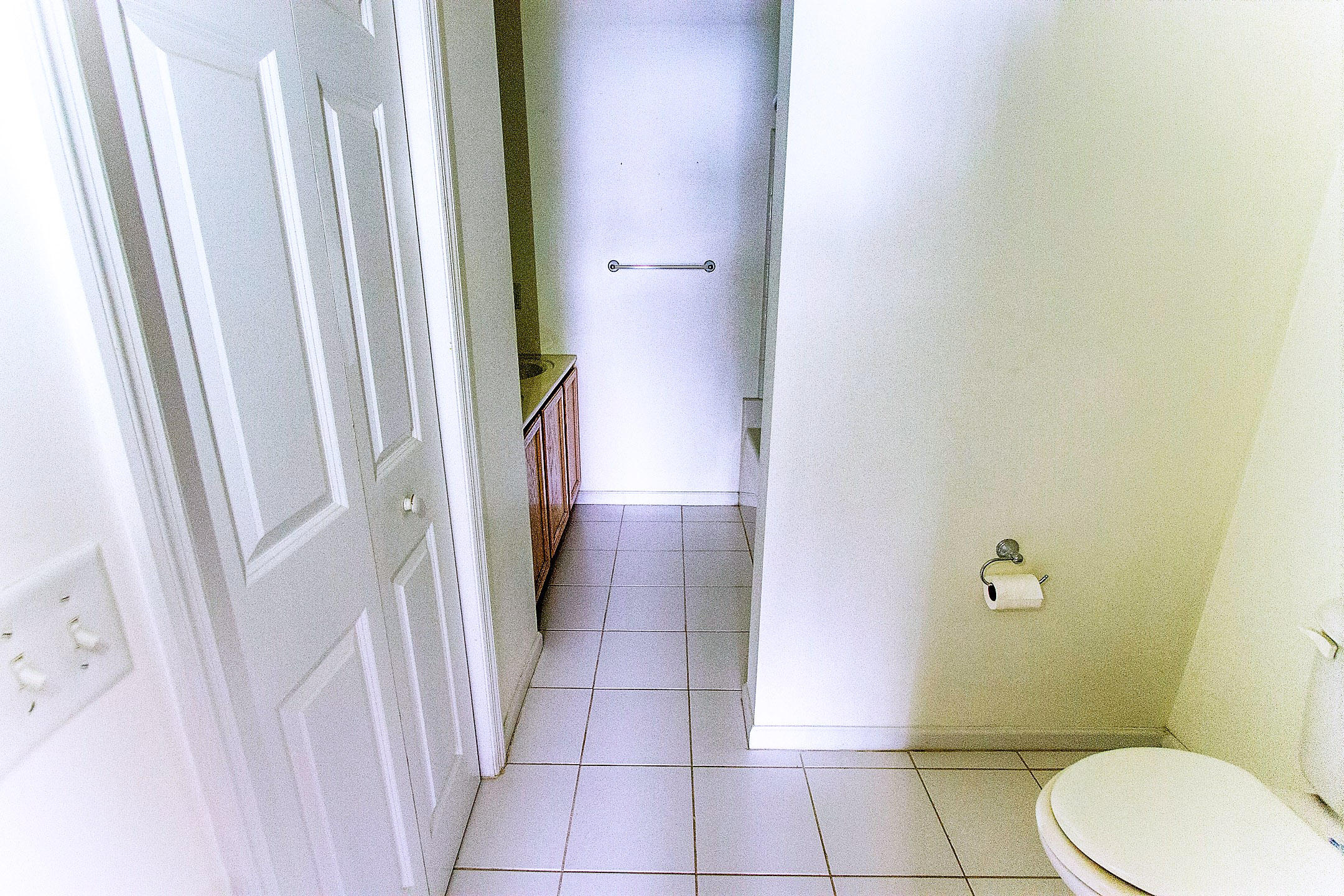 1829 Dogwood Road, Unit 104 Charleston, SC 29414 - Photo 11 of 12 Bathroom #3