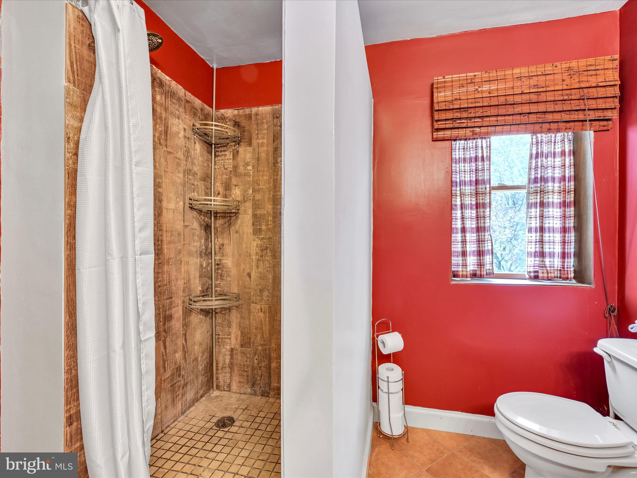 171 Bender Mill Road Lancaster, PA 17603 - Photo 23 of 73 Bathroom