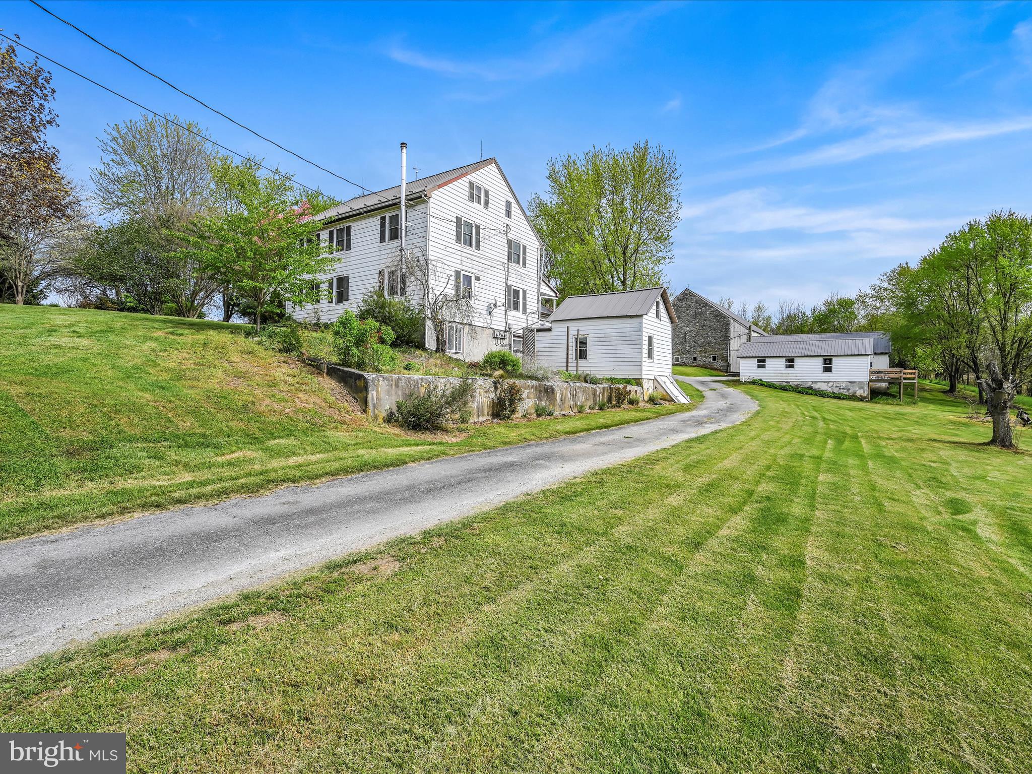 171 Bender Mill Road Lancaster, PA 17603 - Photo 7 of 73 Front 2