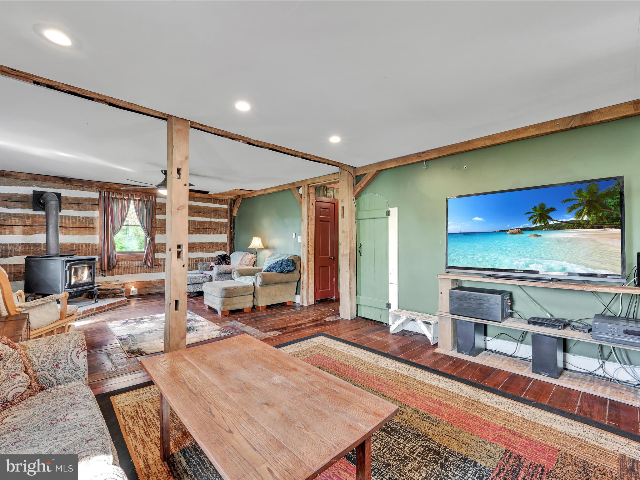171 Bender Mill Road Lancaster, PA 17603 - Photo 10 of 73 Living Room