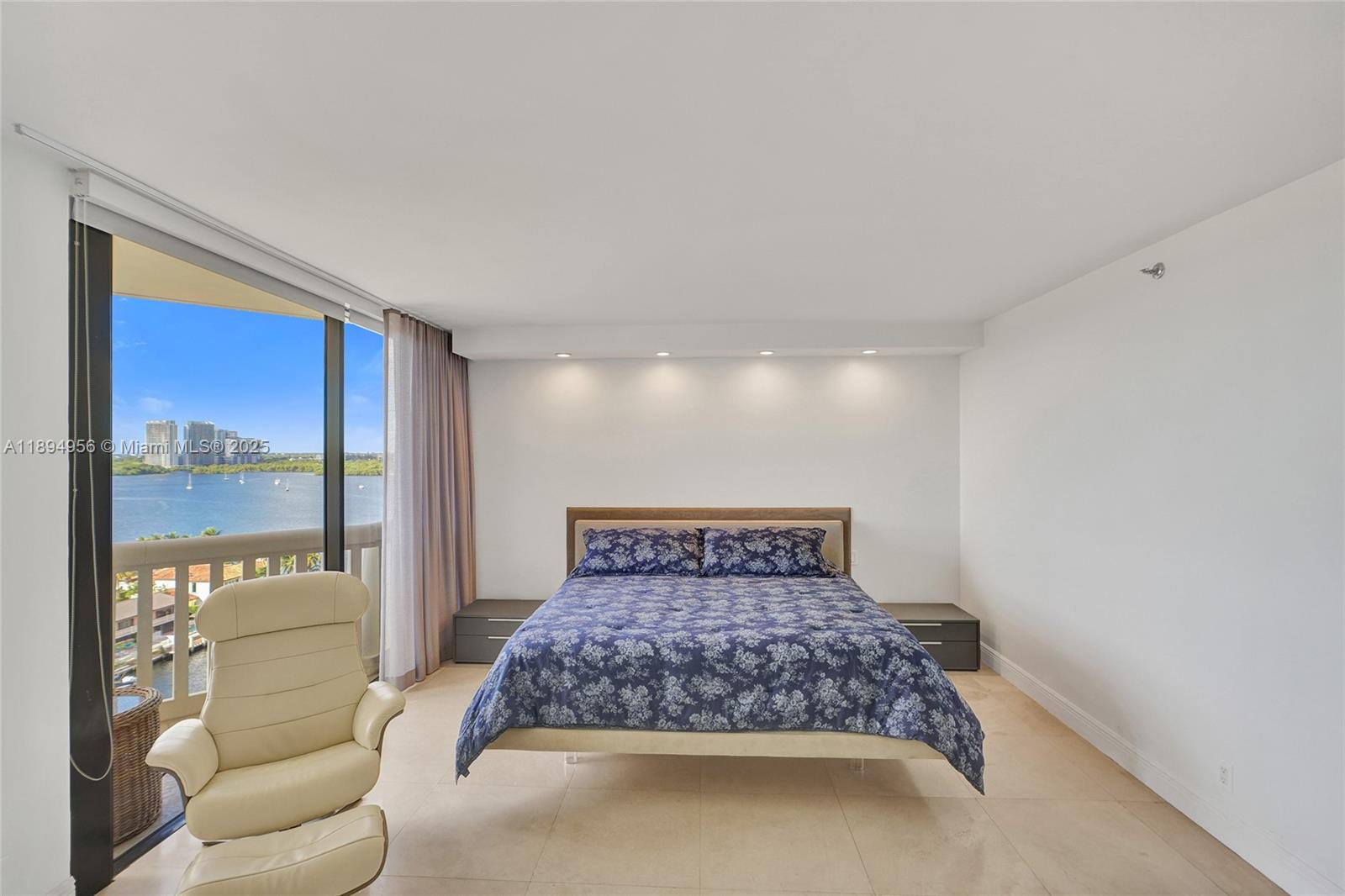 1000 East Island Boulevard, Unit 1403 Aventura, FL 33160 - Photo 39 of 99