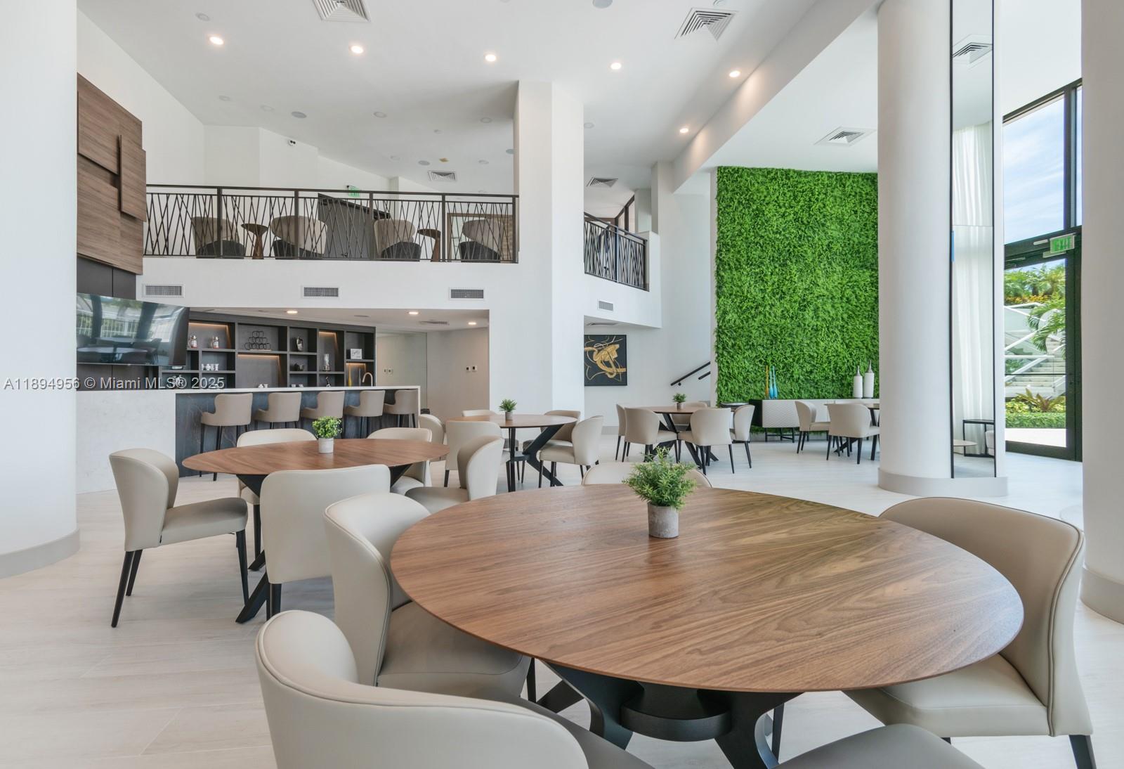 1000 East Island Boulevard, Unit 1403 Aventura, FL 33160 - Photo 84 of 99 Party Room