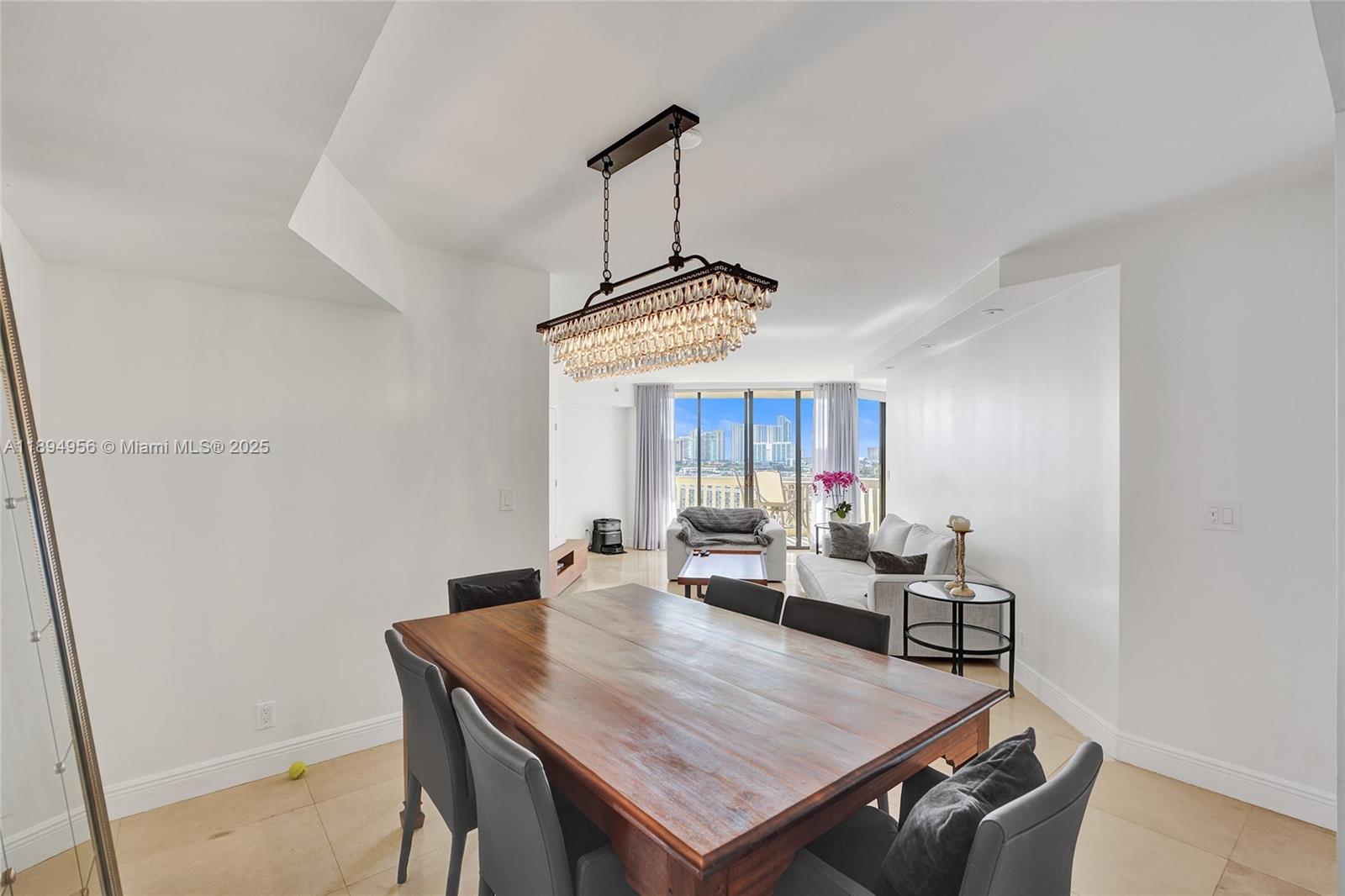 1000 East Island Boulevard, Unit 1403 Aventura, FL 33160 - Photo 9 of 99