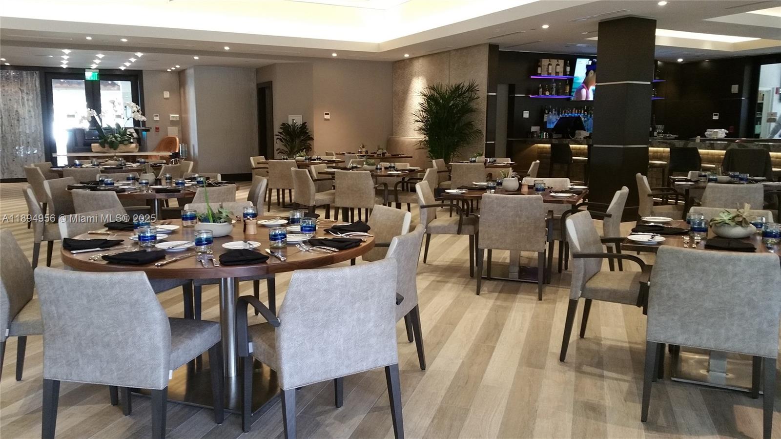 1000 East Island Boulevard, Unit 1403 Aventura, FL 33160 - Photo 92 of 99