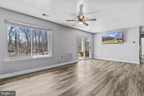 $260,000 | 8730 Grasmere Court, Fort Washington, MD 20744