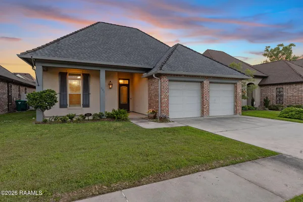 $447,000 | 221 Ardenwood Drive, Lafayette, LA 70508