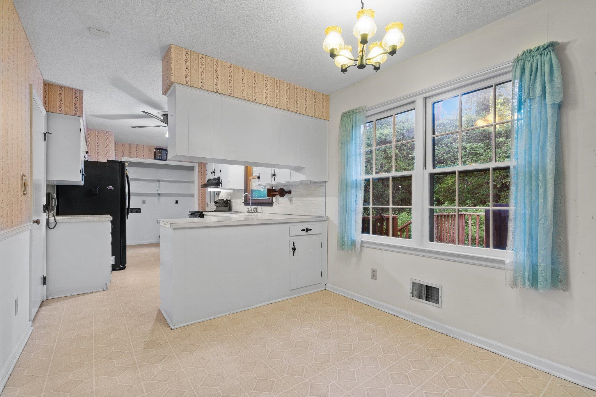 7720 Fiesta Way Raleigh, NC 27615 - Photo 12 of 32 Photo 12