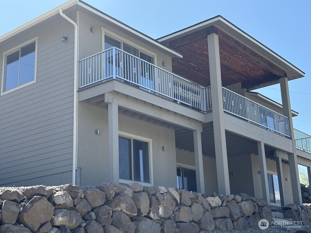 1515 American Fruit Road Wenatchee, WA 98801 - Photo 5 of 35 Gallery Image 5