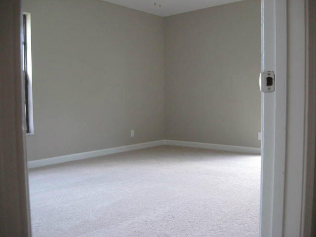 9005 Old Pine Road Boca Raton, FL 33428 - Photo 11 of 16 9005OldPineRdFinal 033