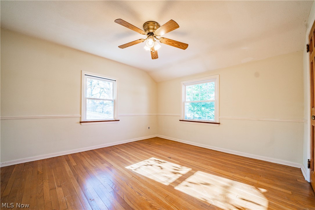 841 Englewood Road Cleveland Heights, OH 44121 - Photo 21 of 34