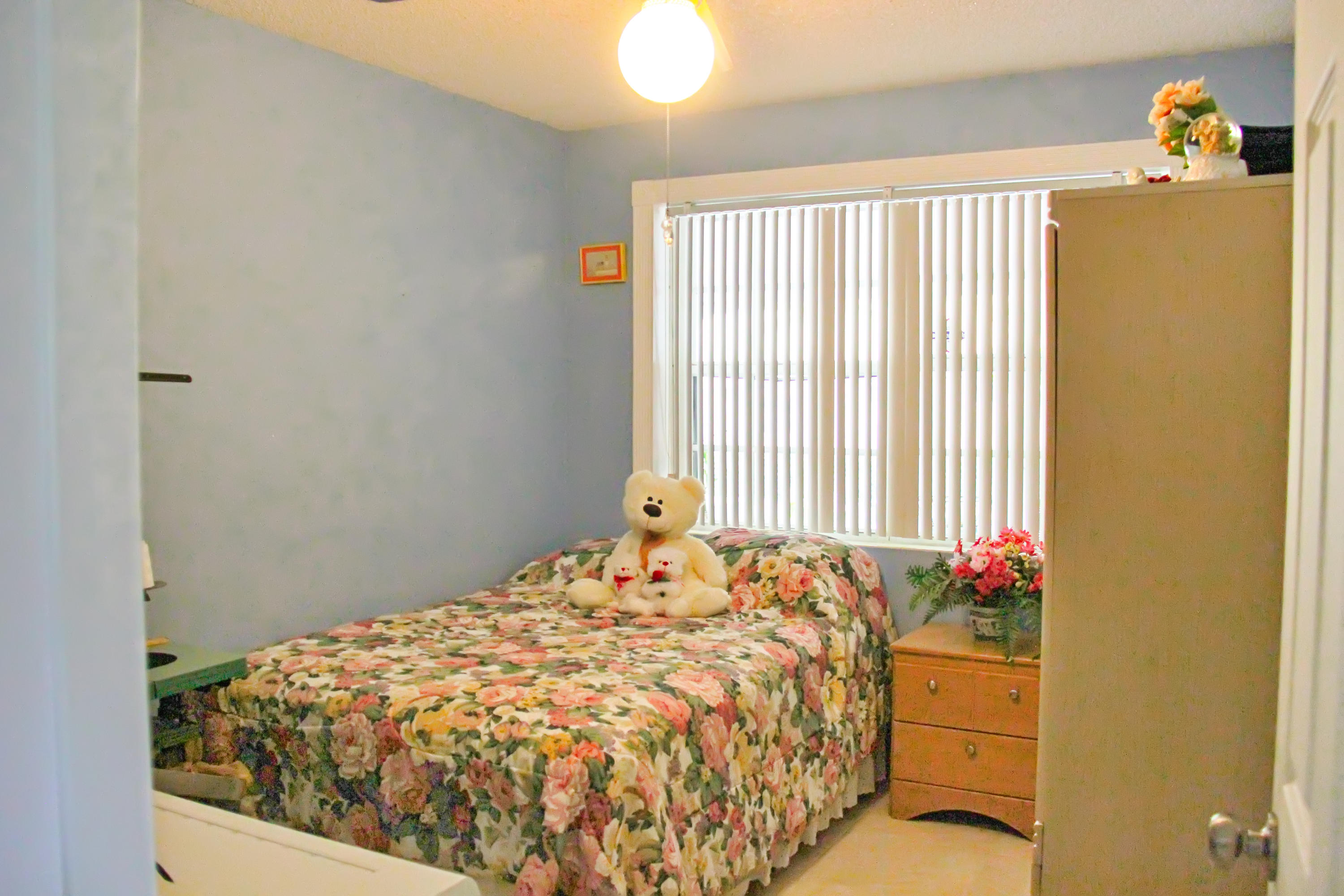 935 Churchill Road West Palm Beach, FL 33405 - Photo 13 of 17 IMG_4453