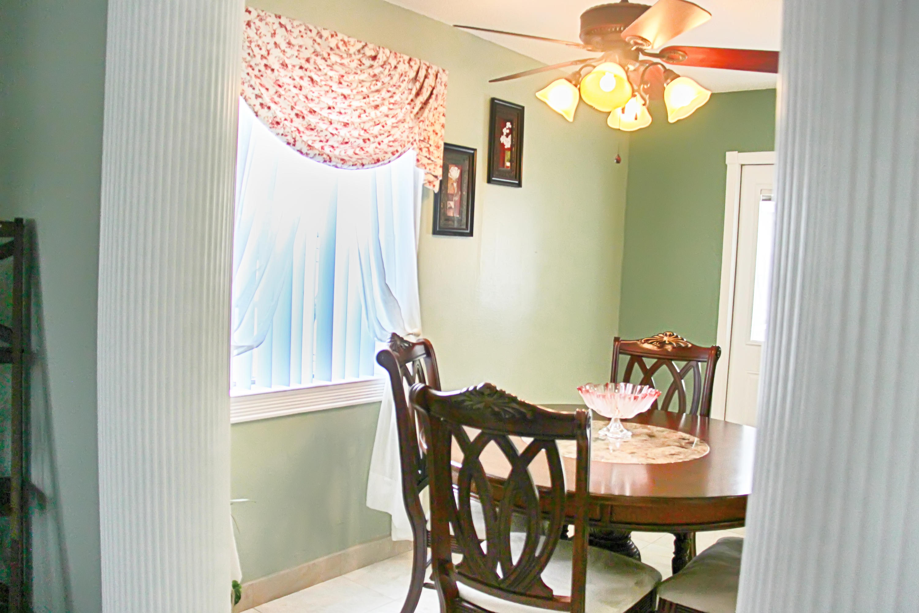 935 Churchill Road West Palm Beach, FL 33405 - Photo 5 of 17 IMG_4476